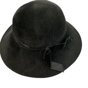 Vintage Betmar New York Black Felt Wool Hat 1960